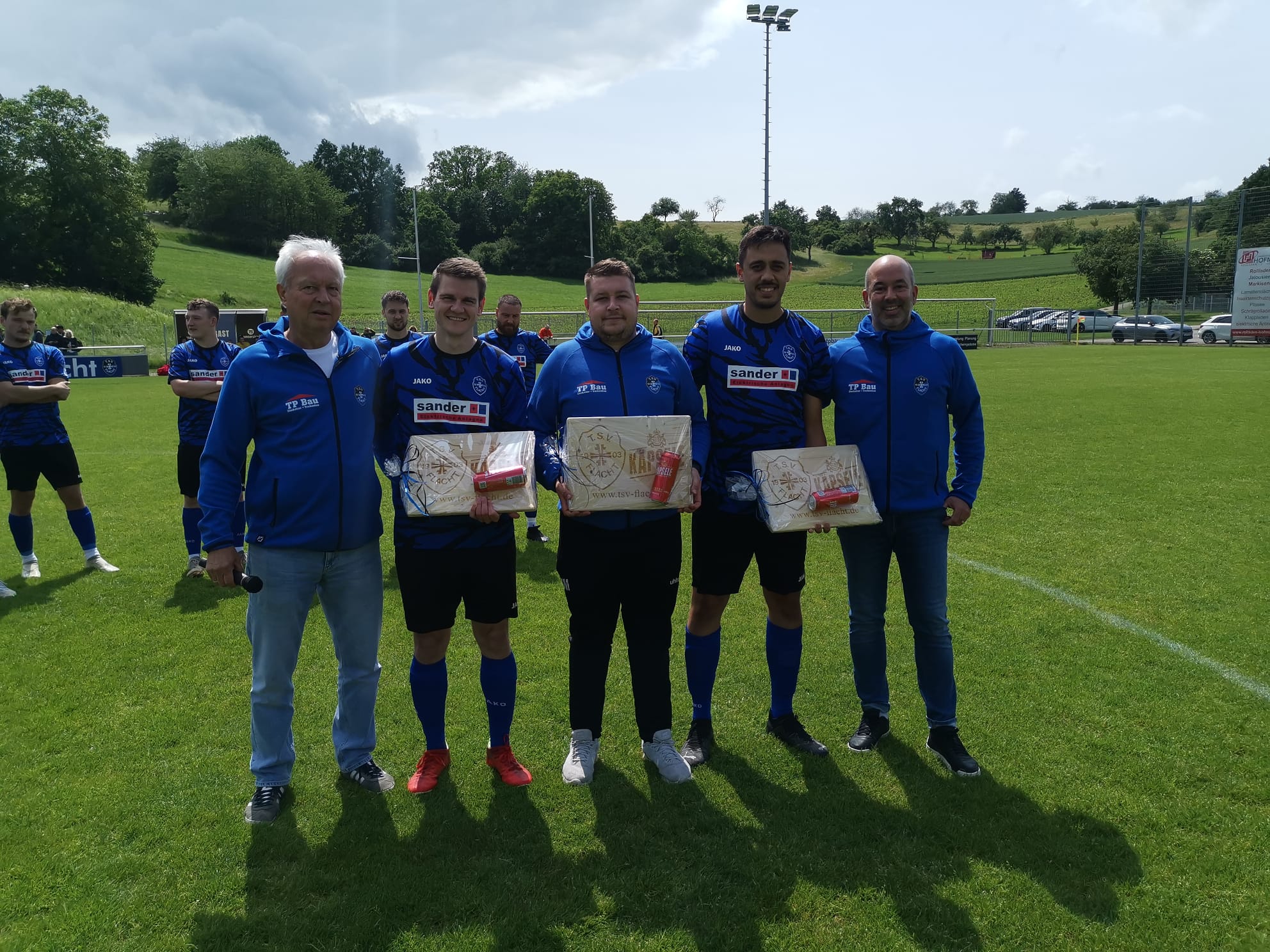 Schwarz-blau sagt am letzten Heimspiel der Saison 2024/2025 Danke!