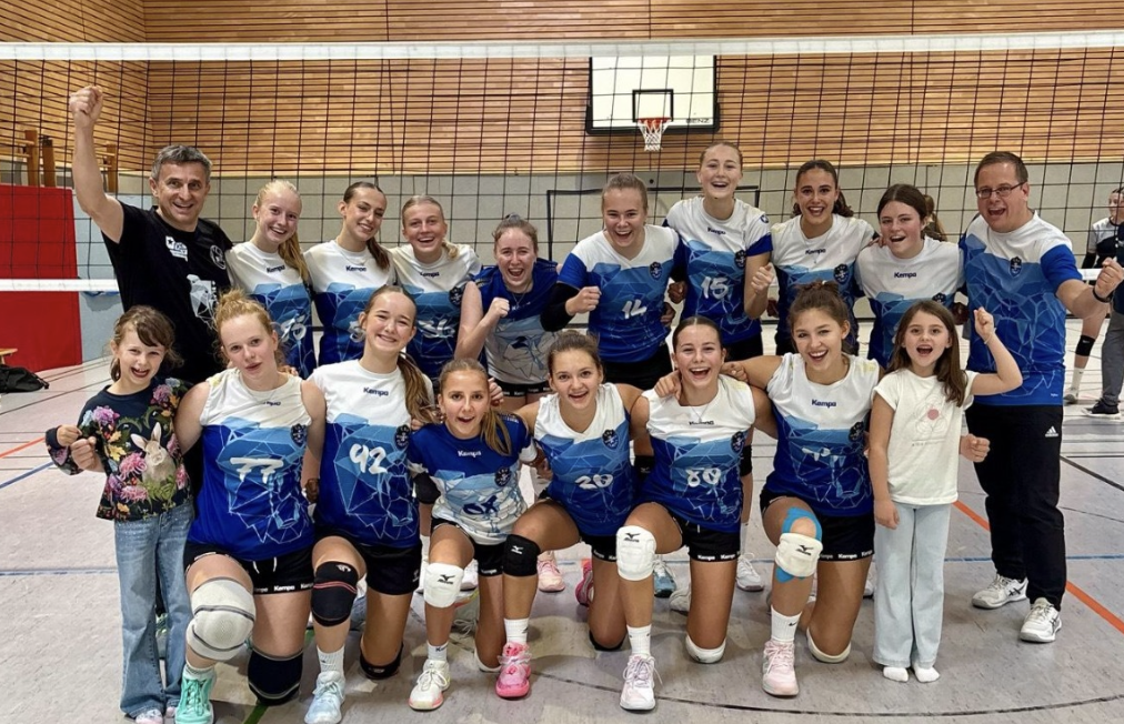 Blaubären TSV Flacht: Traumstart in die Leistungsstaffel: U18 holt zwei Siege! 